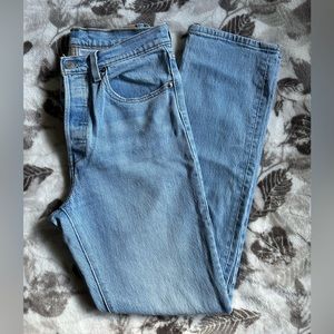 Levi’s 501 Women’s Jeans